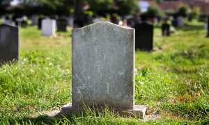 К чему снится живой человек мёртвым во сне