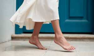 К чему чешется левая пятка у женщины и мужчины по примете: интересные факты