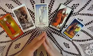 Карта Отшельник Таро: значение, прочтение в любви, отношениях, ситуации и советы