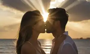 К чему снится целоваться с мужчиной в губы во сне: толкование и значение