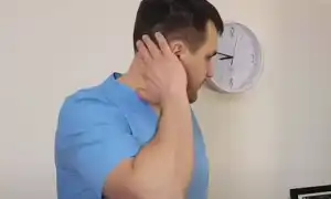 К чему чешется затылок головы по народным приметам и их значениям