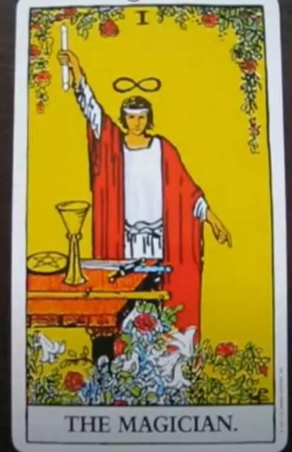 Маг Таро в любви перевёрнутый