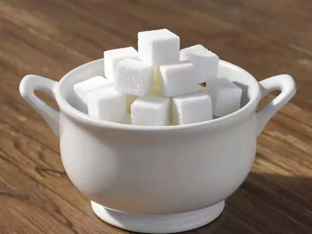 Снится девушке сахар